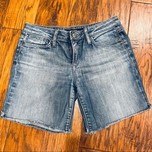 Preowned - Joe’s Jeans - 28 ‘Wide Leg Muse’ blue jeans - cut distressed shorts